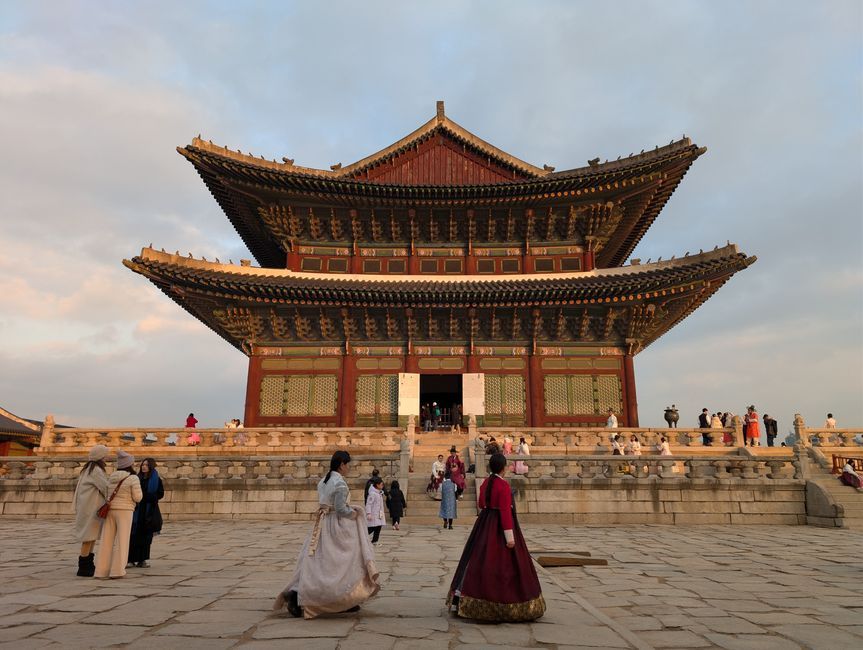 Korean hanbok fashion apparel display