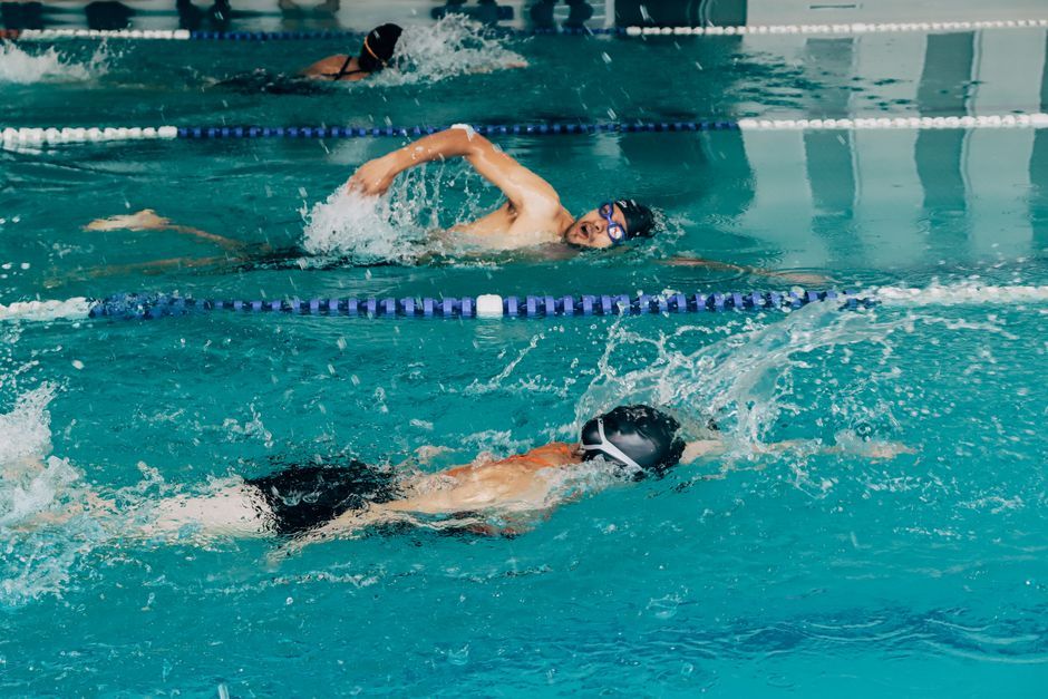 swimming competition arena crowd