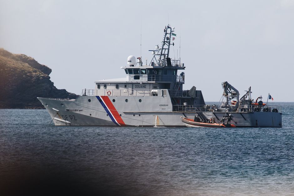 UK border enforcement small boat