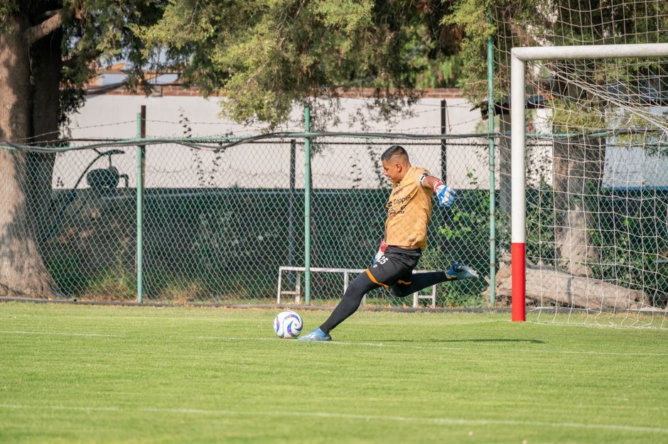 Thailand professional football team training
