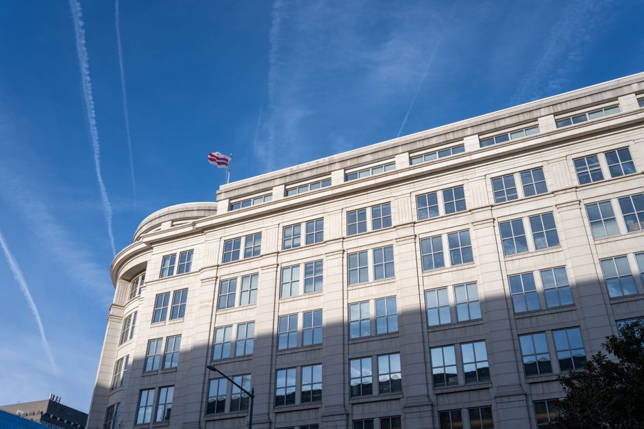 airline corporate office building united states