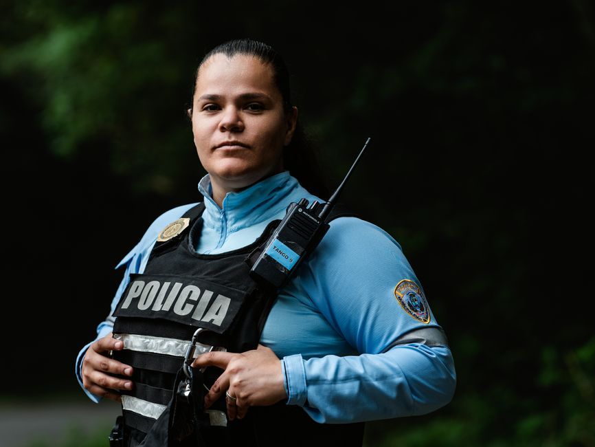 Spain migrant border police patrol