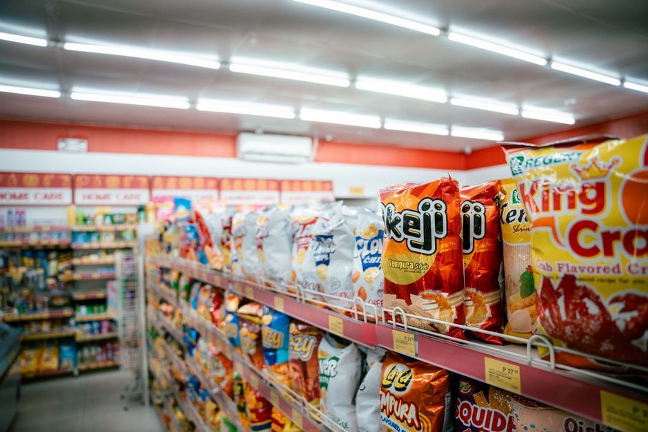 supermarket grocery shelves UK no logo