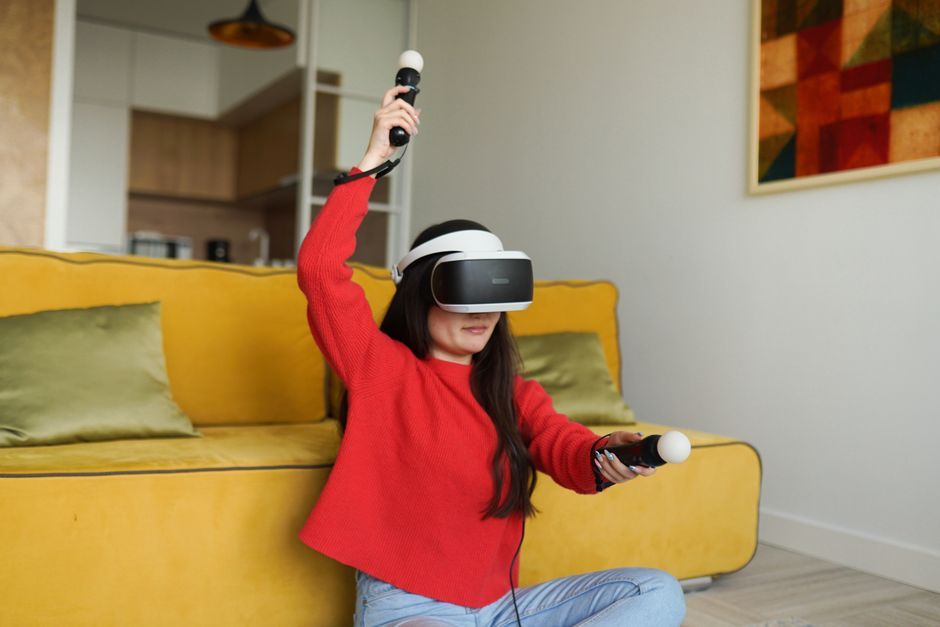 modern virtual reality gaming room setup desk