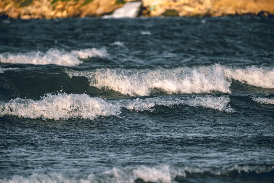 Mexico coastal town beach rough ocean waves
