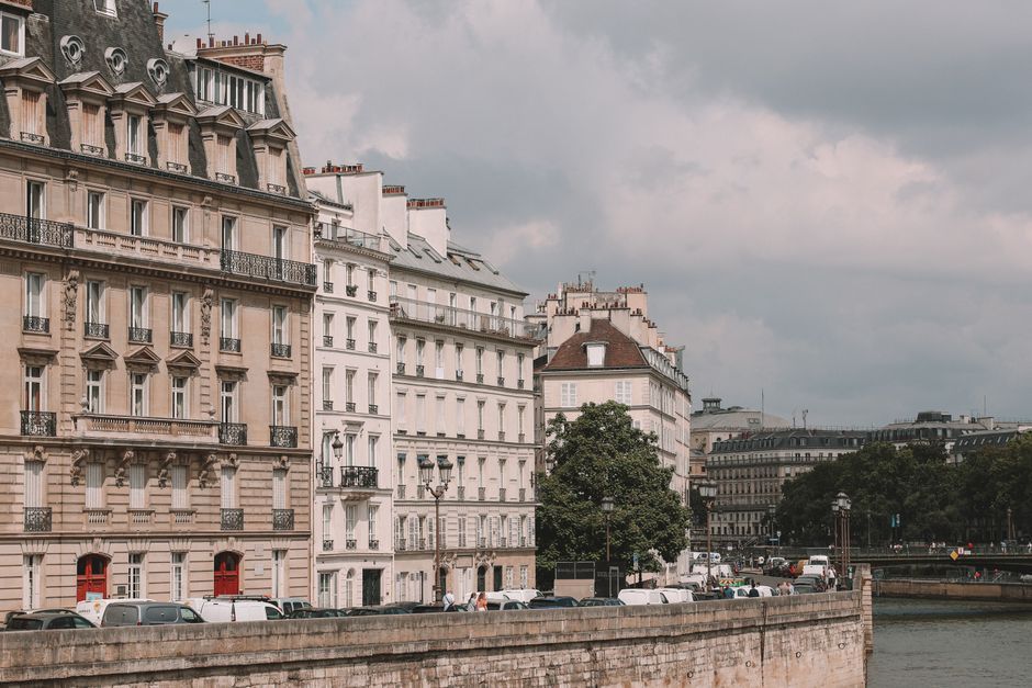 Paris Seine riverbank architecture view