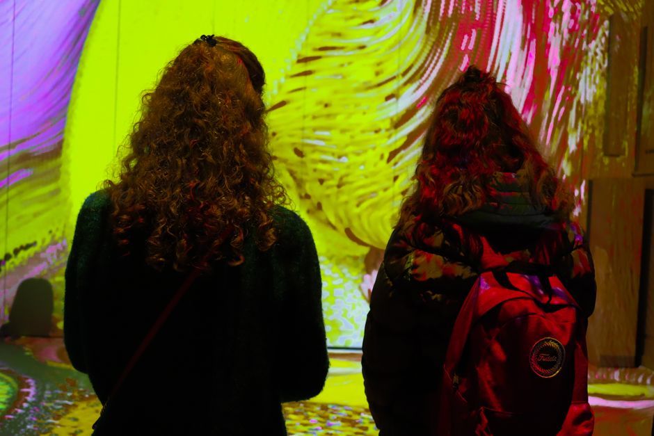 immersive digital art projection exhibition room