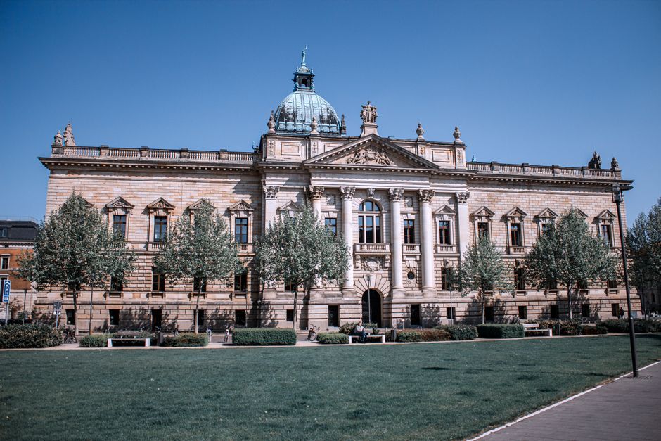 Canada court building exterior legal