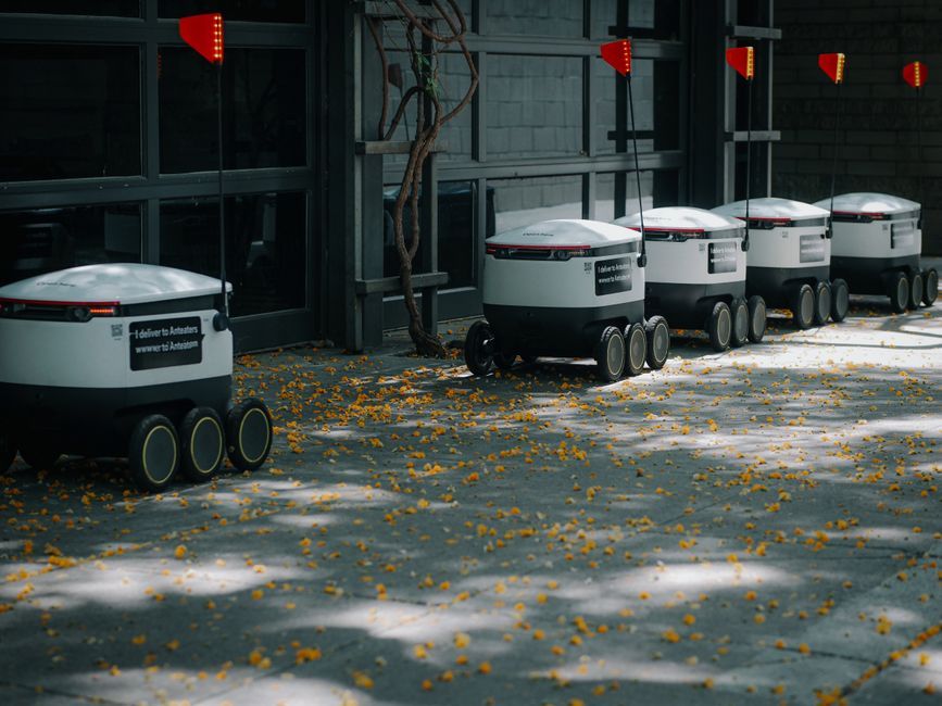 autonomous delivery robot Philadelphia street
