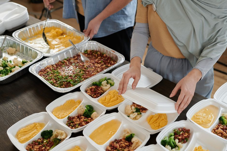 Thailand community volunteer food sharing