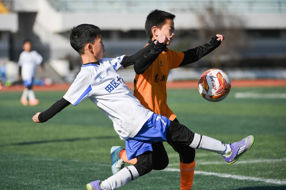 soccer match tactics training pitch