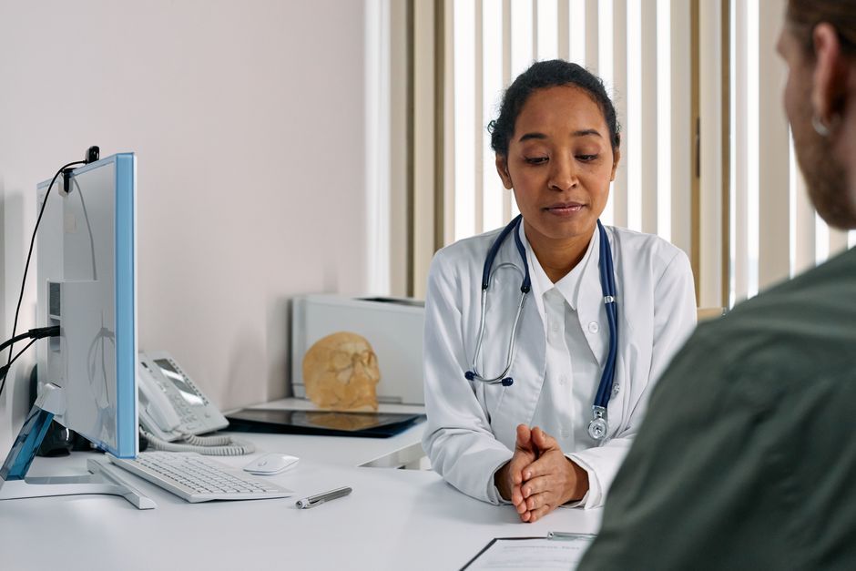 medical doctor patient consultation