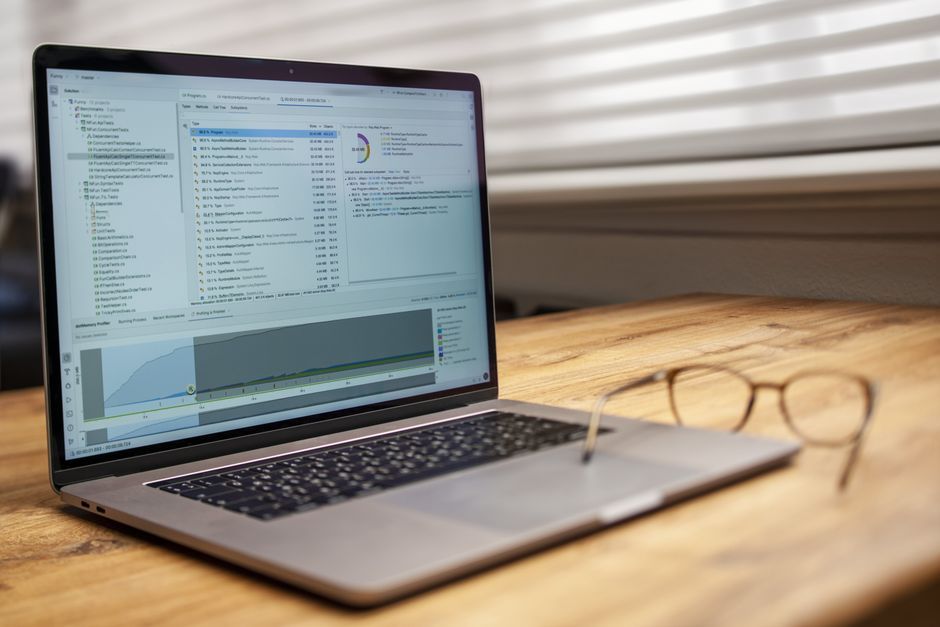 software code analytics dashboard screen