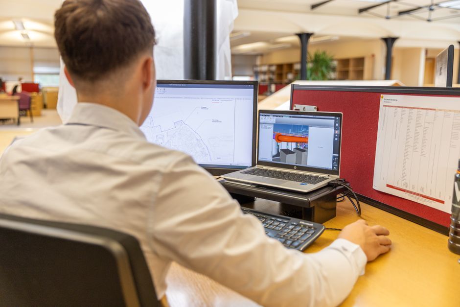 cad assembly technical drawing computer screen