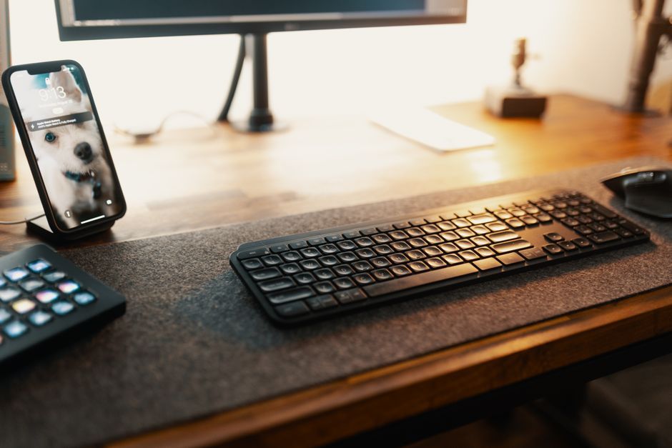 wireless charger tech gadgets desktop workspace