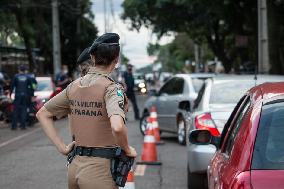 Thai police officer checkpoint