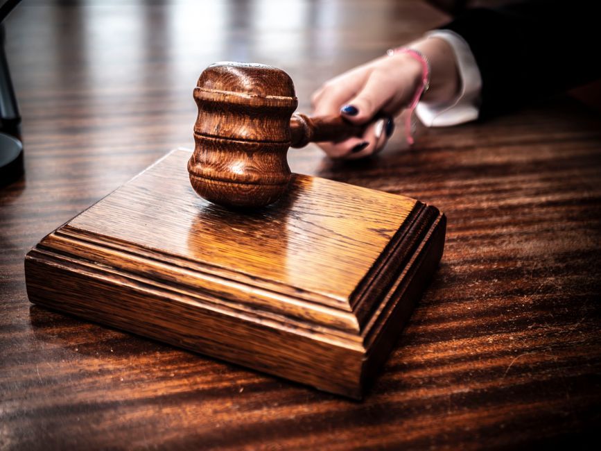 courtroom gavel legal dispute