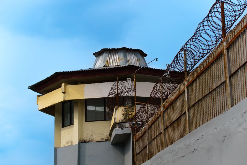 prison security fence UK