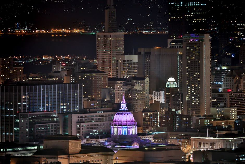 san francisco city skyline tech conference building