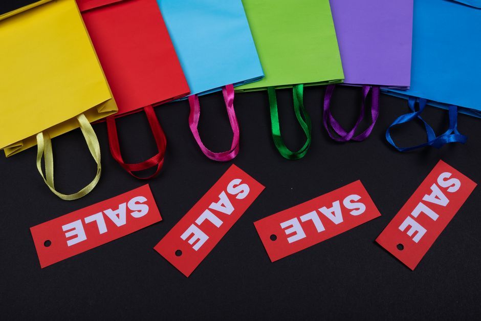 UK discount store shopping bags retail