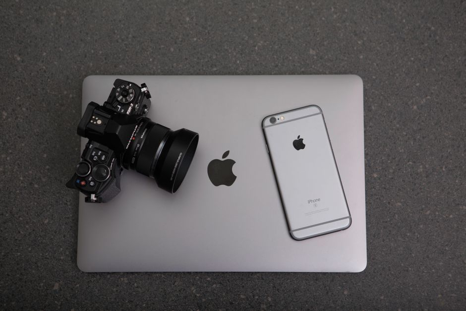apple iphone macbook display