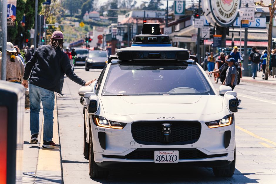 autonomous vehicle testing street