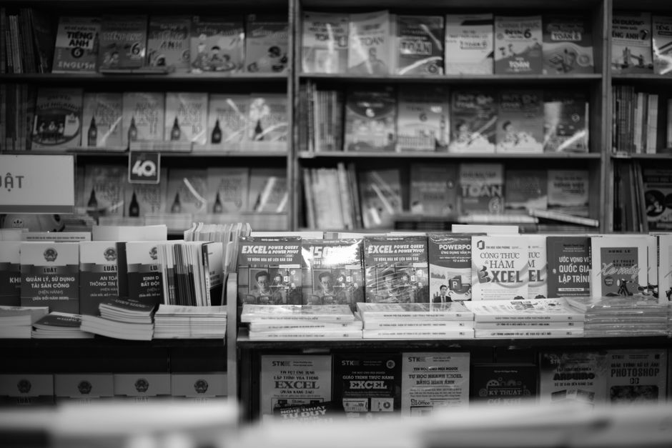 shopping catalogue book retail