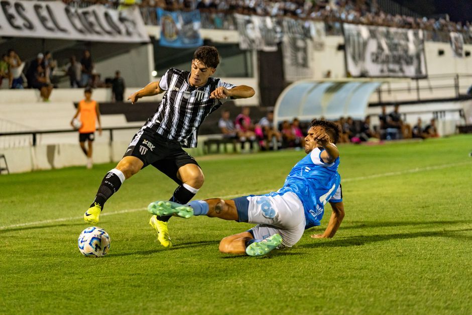 soccer player professional action