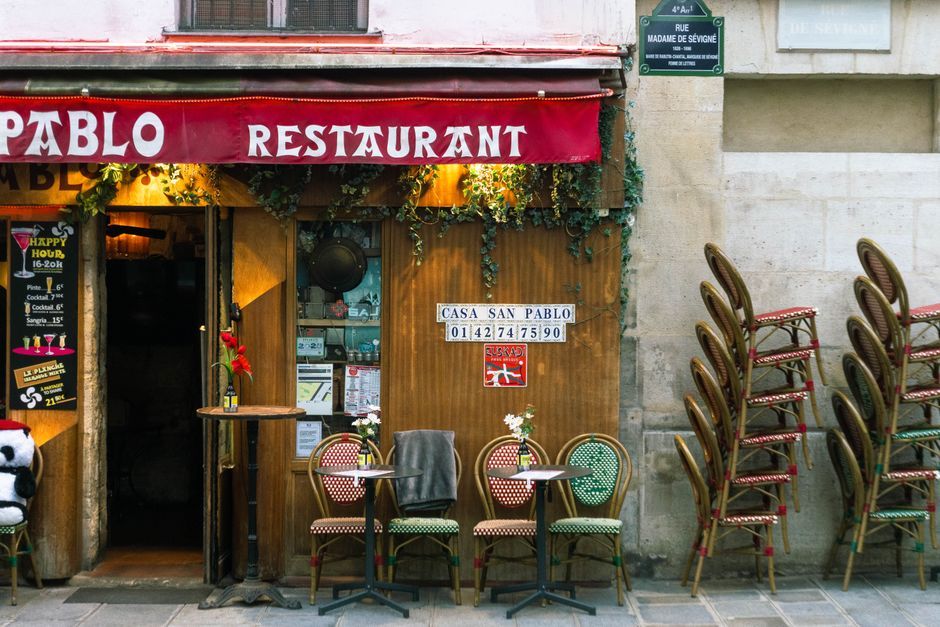 Paris restaurant oak wood vintage furniture interior architecture France