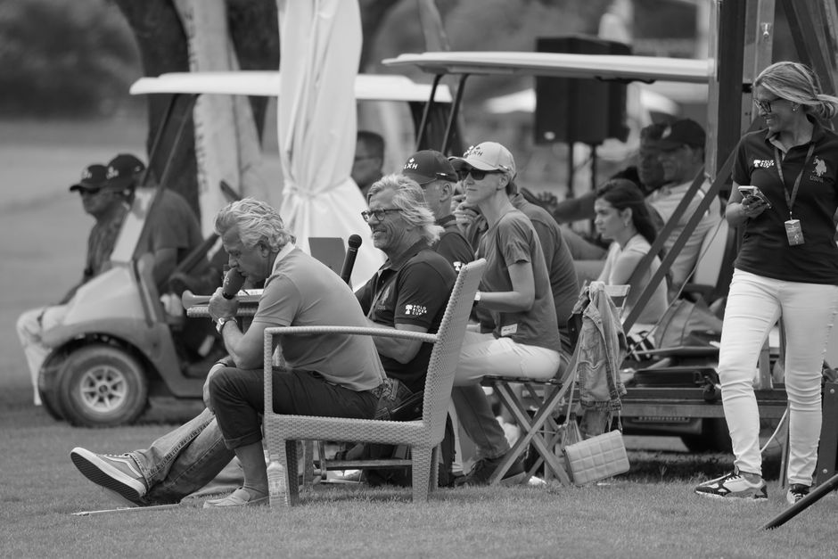 golf tournament spectator grandstand