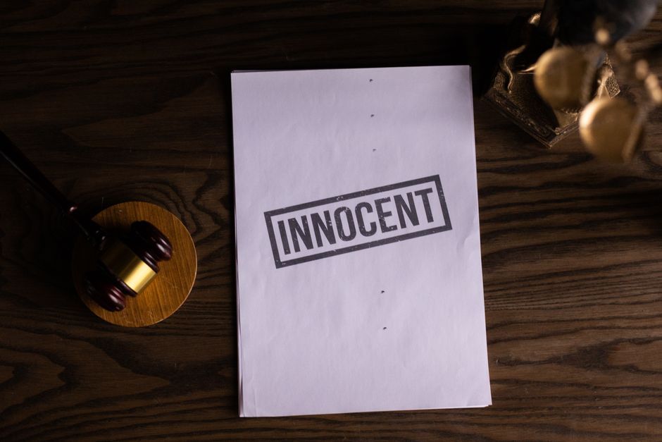 legal document courtroom gavel legal dispute