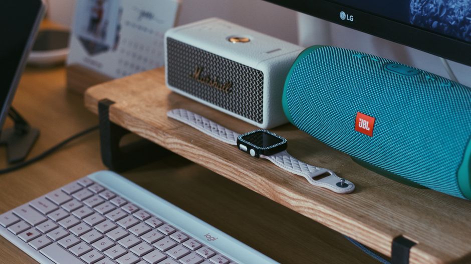 wireless gaming speaker audio device tech setup