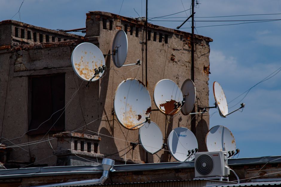 Starlink satellite dish rooftop installation sky