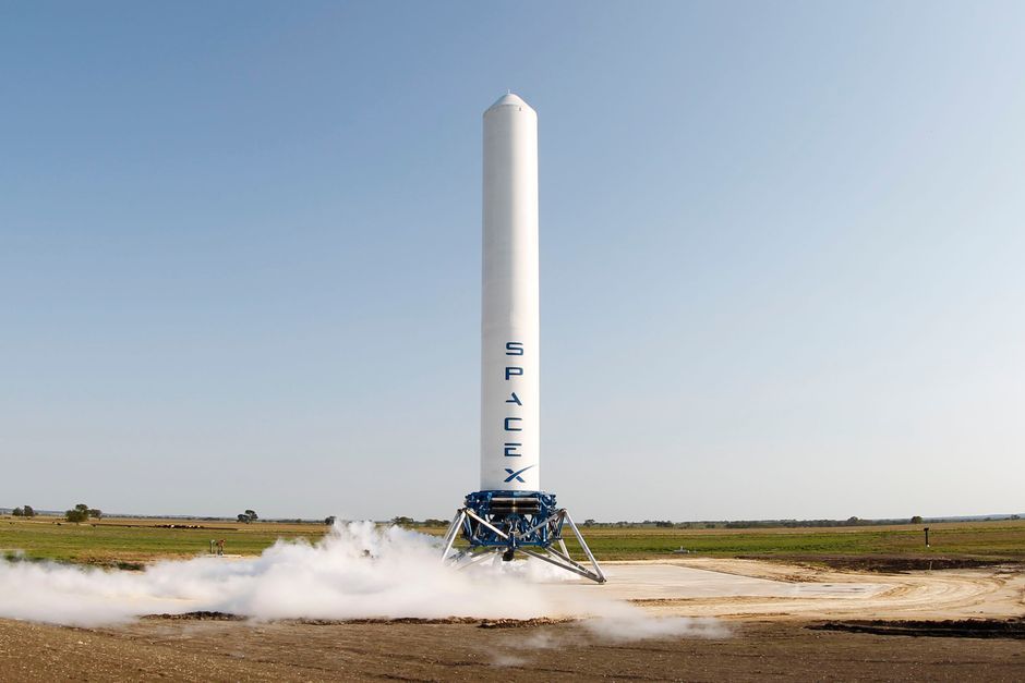SpaceX Starship rocket flight