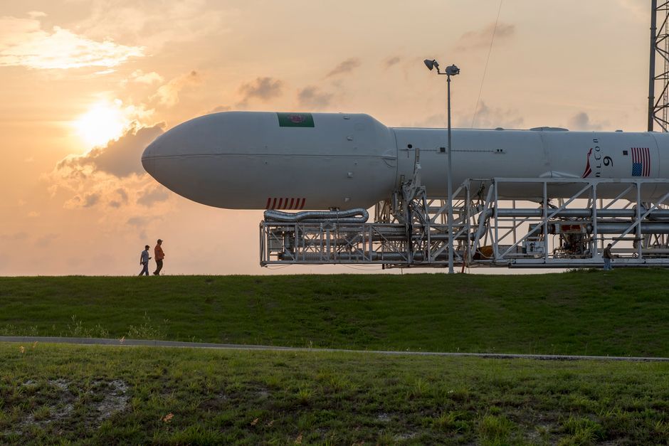 SpaceX Starship rocket preparation facility daytime