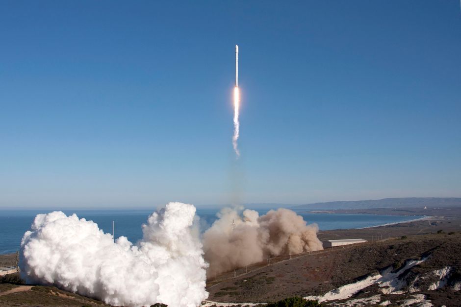 spacecraft rocket explosion test site United States