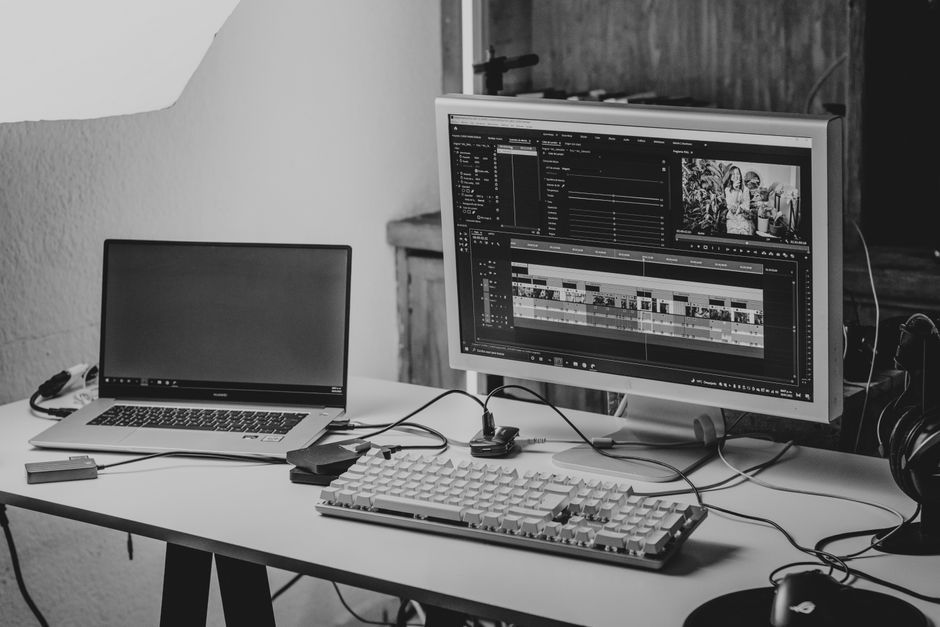 creative digital media workstation studio