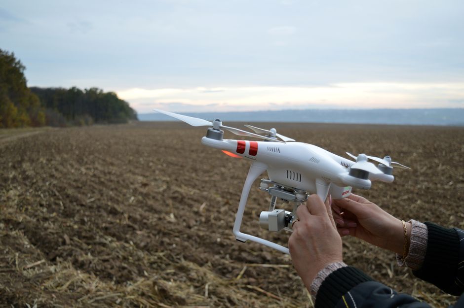 military drone technology field Ukraine