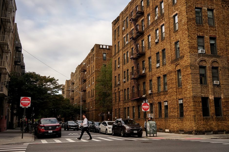 New York city street building exterior daytime