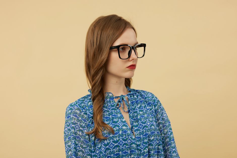 sutyo smart glasses bio-based frame design