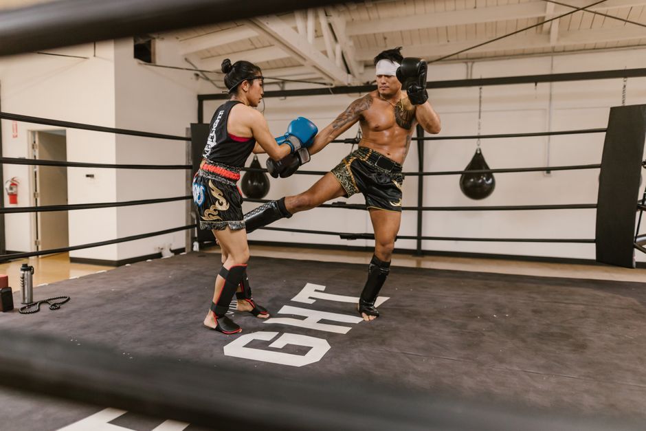 Muay Thai fighter ring action Switzerland Bern