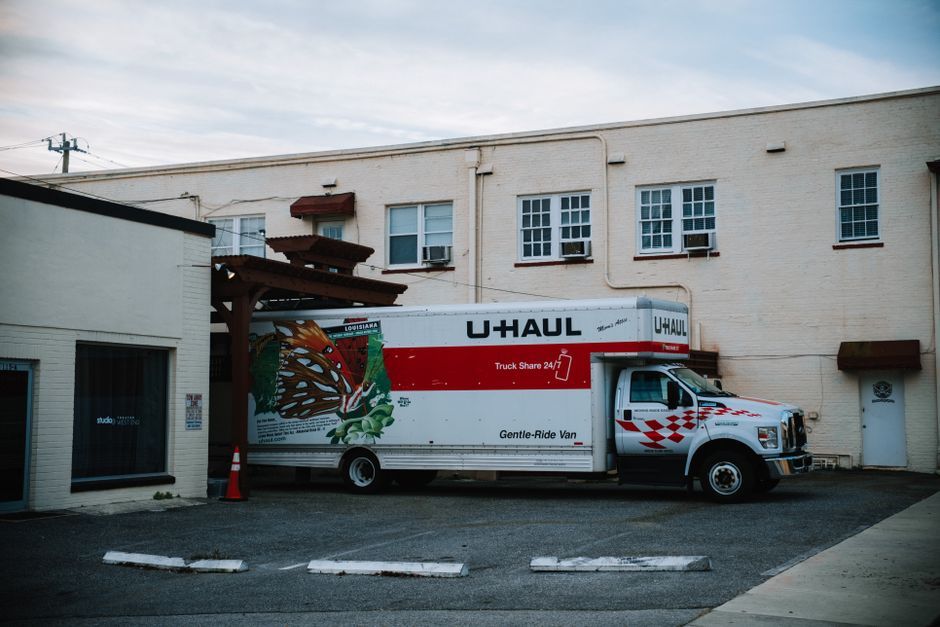 autonomous delivery truck warehouse