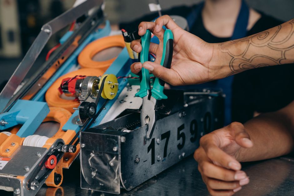 robot robotic hand mechanical engineering lab
