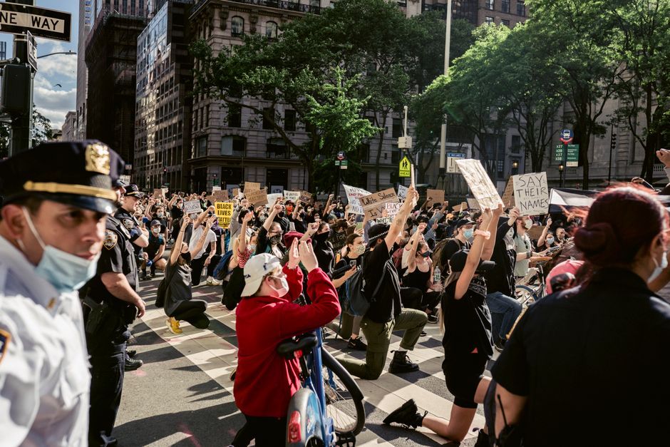 New York street protest police barricade