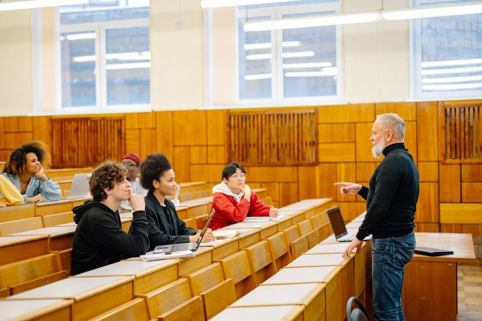 computer science university lecture hall laptop