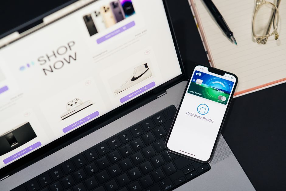 France marketplace smartphone app shopping screen