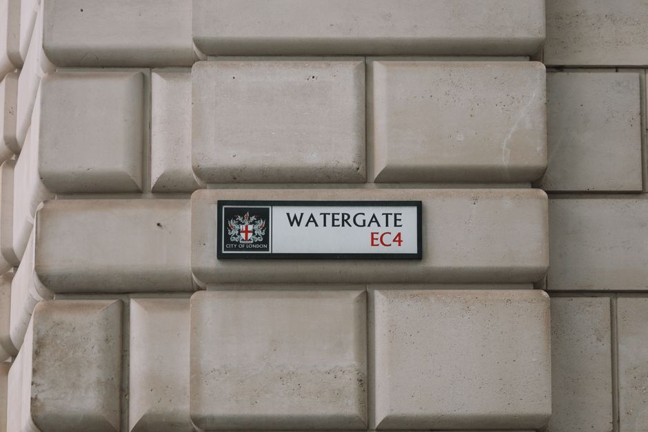 London parliamentary constituency sign building
